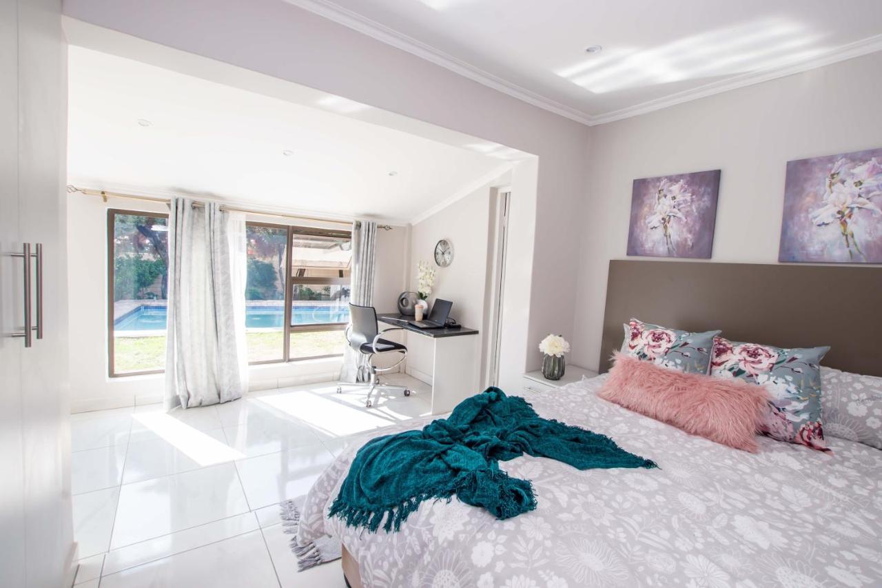 Prestigious Apartments Sandton Exterior foto