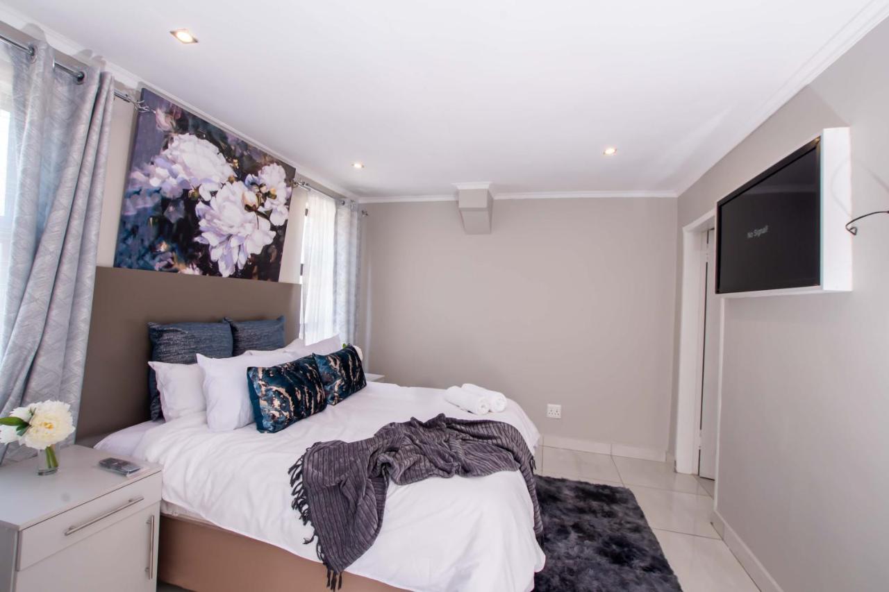 Prestigious Apartments Sandton Exterior foto