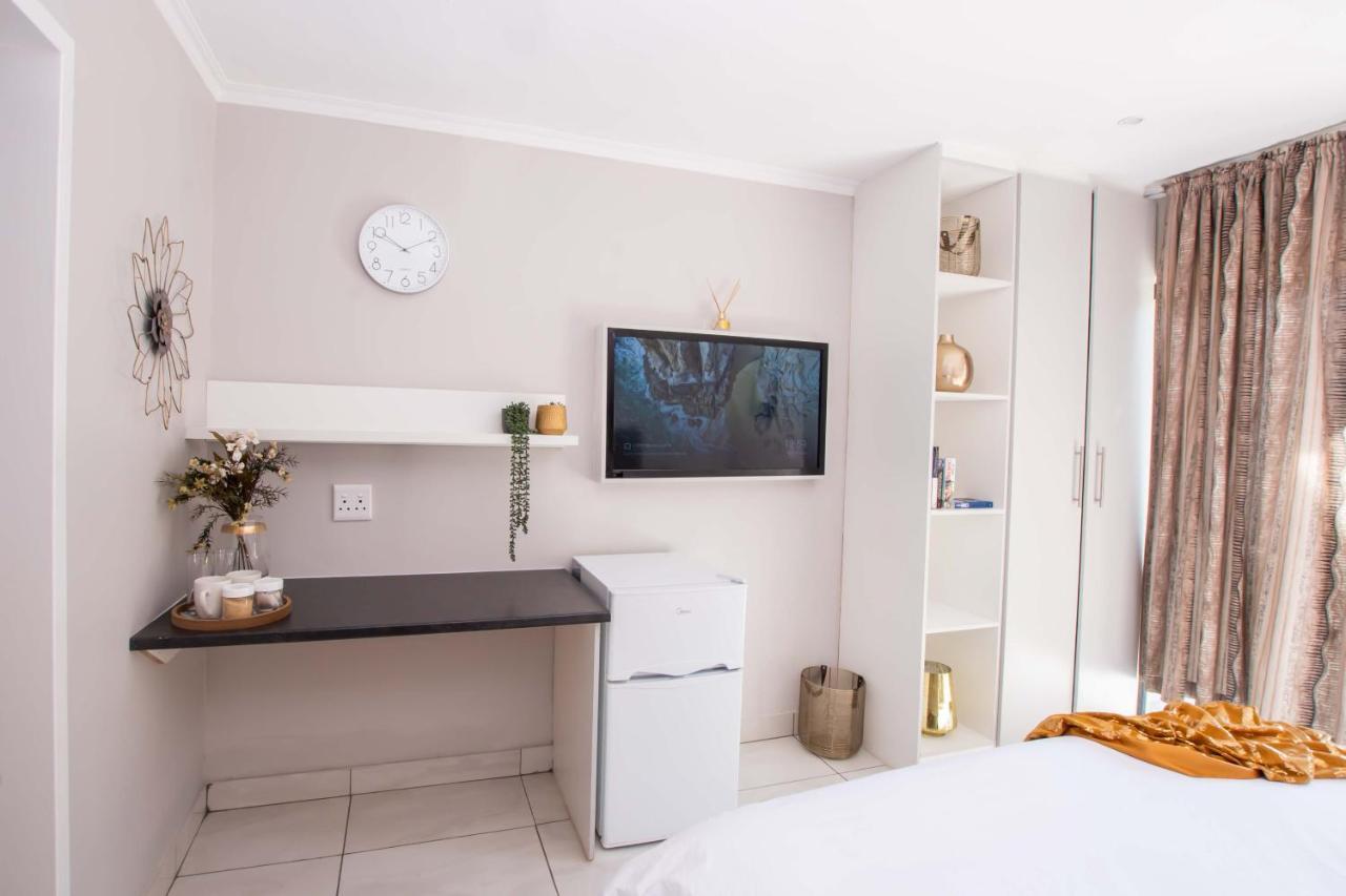 Prestigious Apartments Sandton Exterior foto