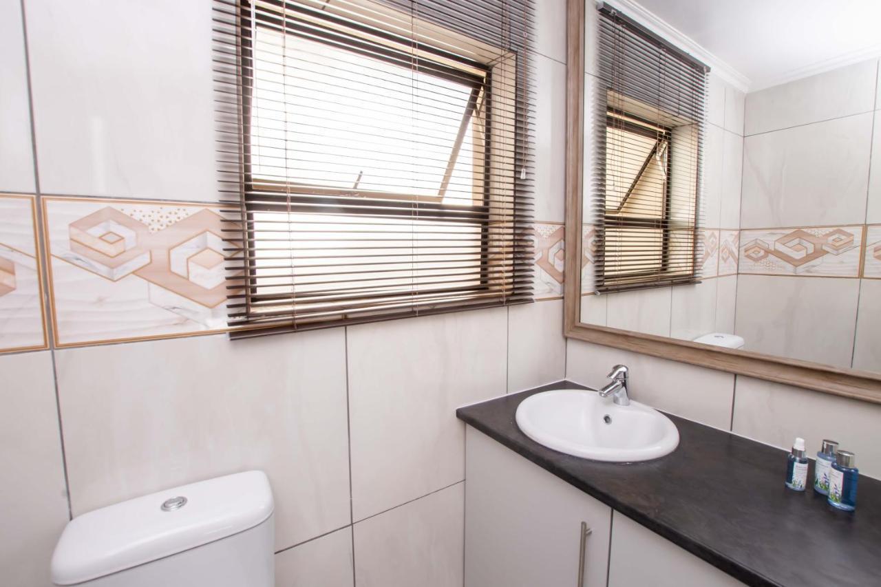 Prestigious Apartments Sandton Exterior foto