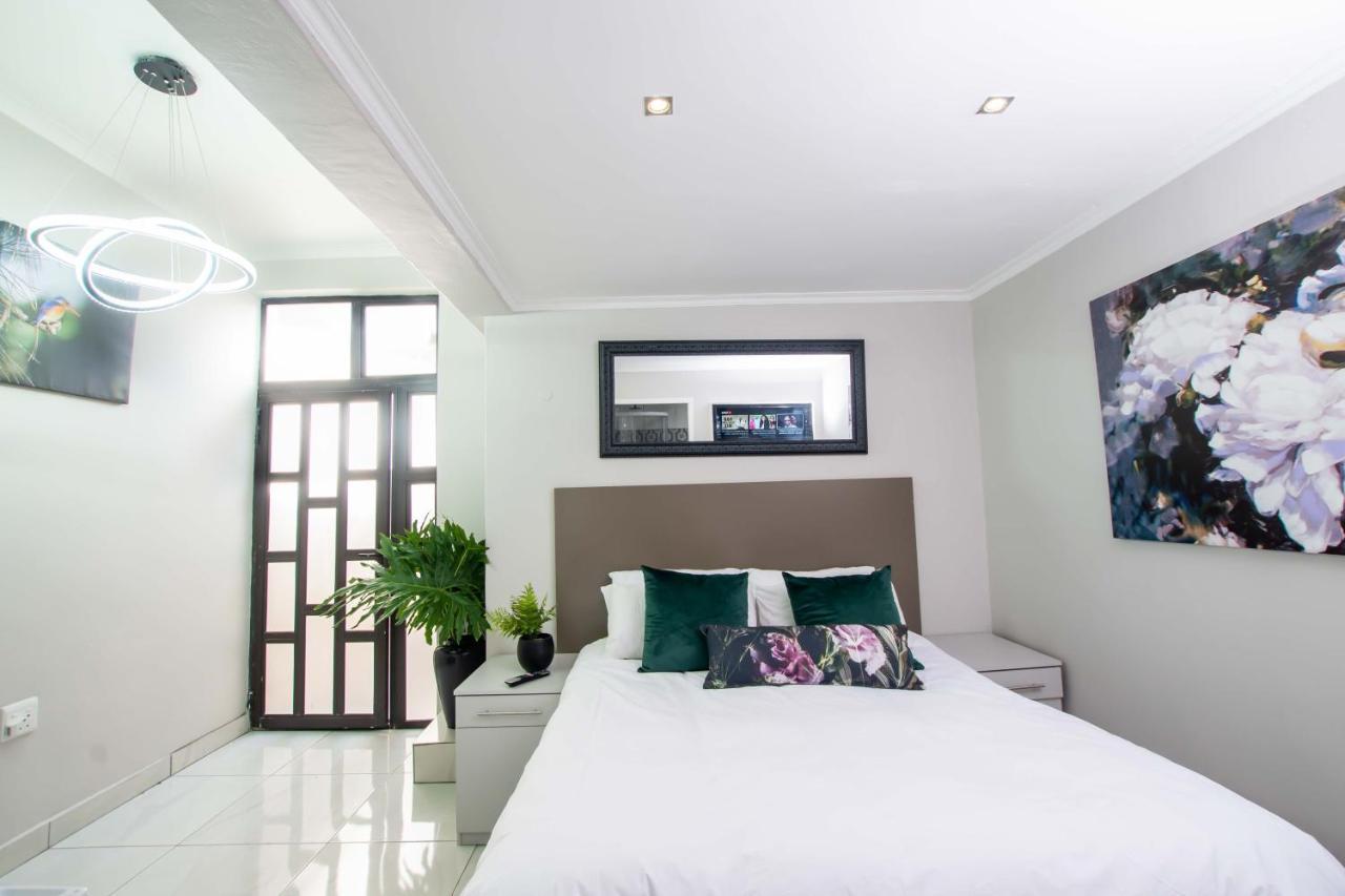 Prestigious Apartments Sandton Exterior foto