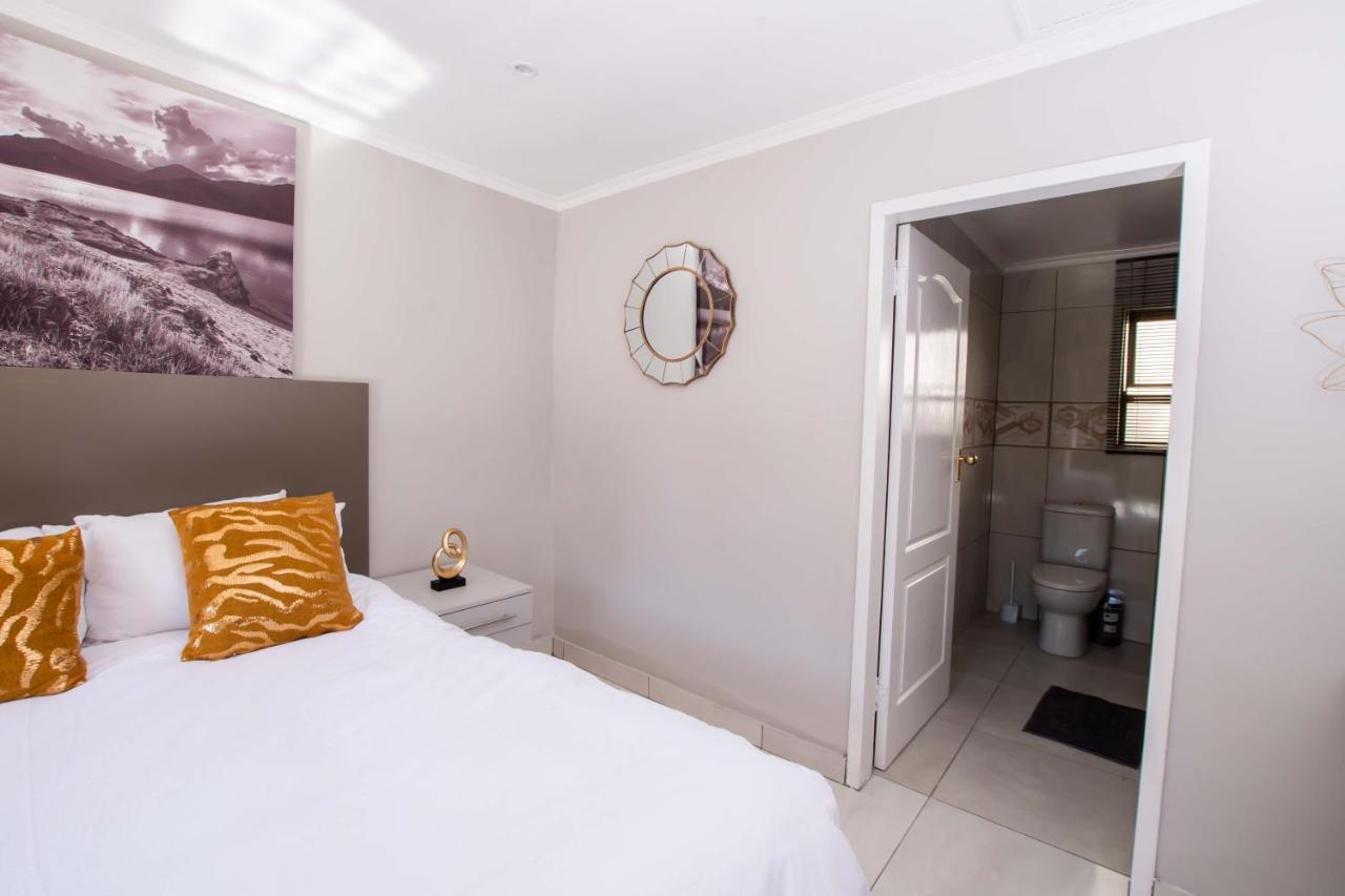 Prestigious Apartments Sandton Exterior foto