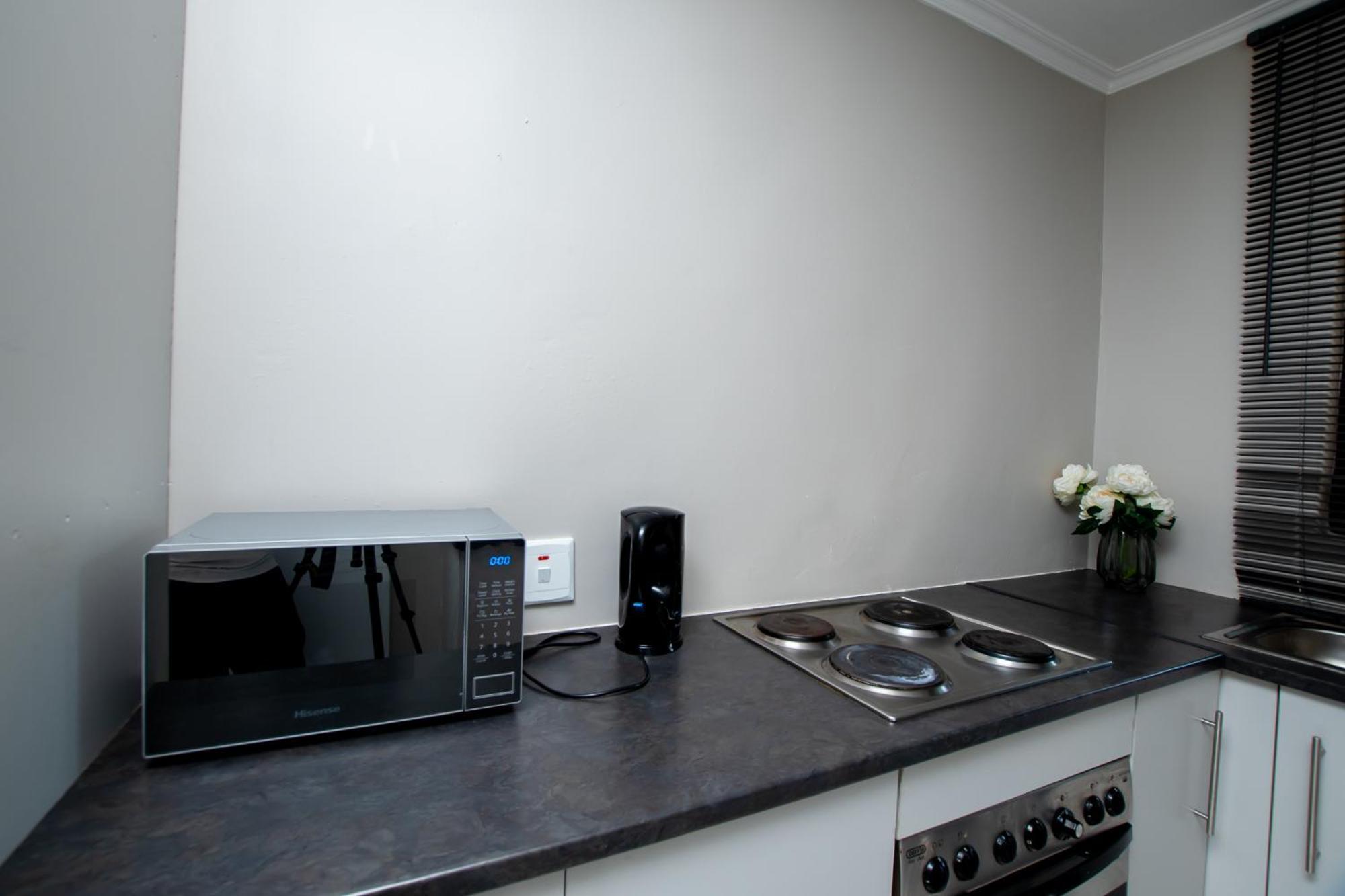 Prestigious Apartments Sandton Exterior foto