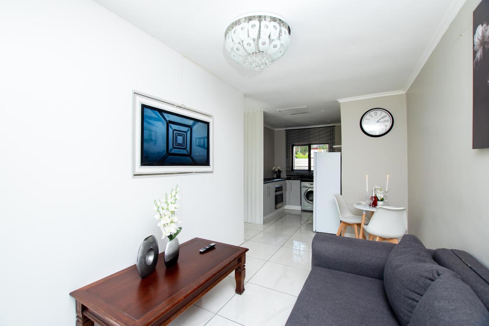 Prestigious Apartments Sandton Exterior foto